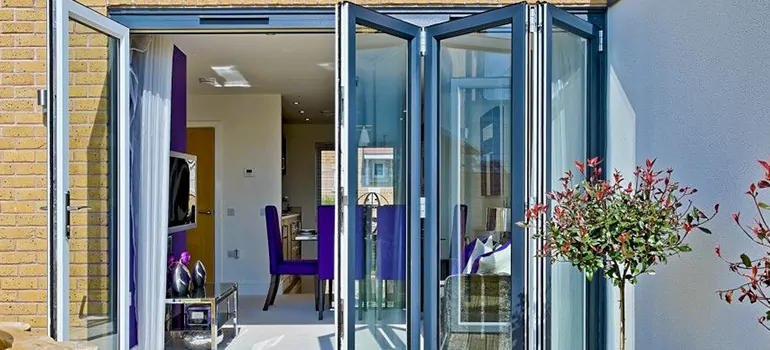 Commercial Door Glass Repair in Callaway, FL